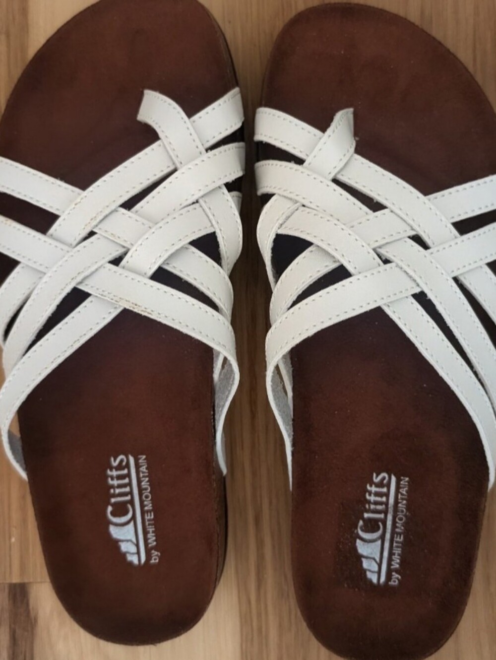 Cliffs Mountain White Leather Women's Sandals Size 8 Like New!